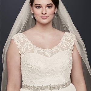 David’s bridal size 16w wedding dress